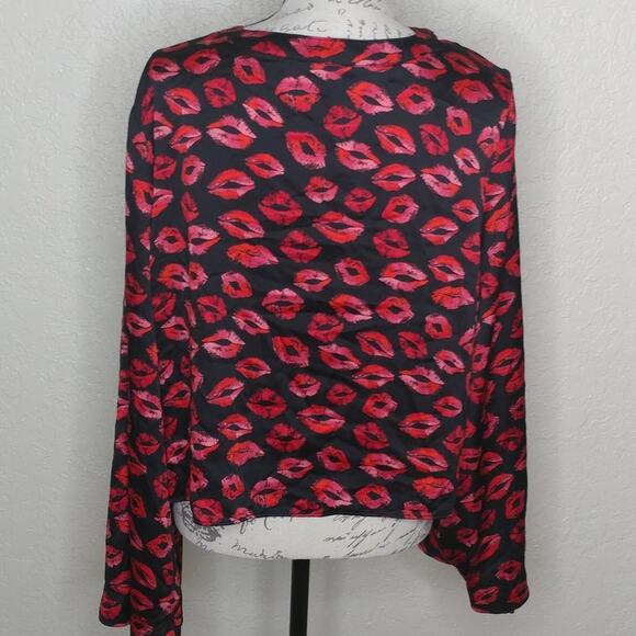 Bold Elements Lips Kiss Print 90s Vibe Shirt with Bottom Tie Size XL (cl) - Picture 3 of 7